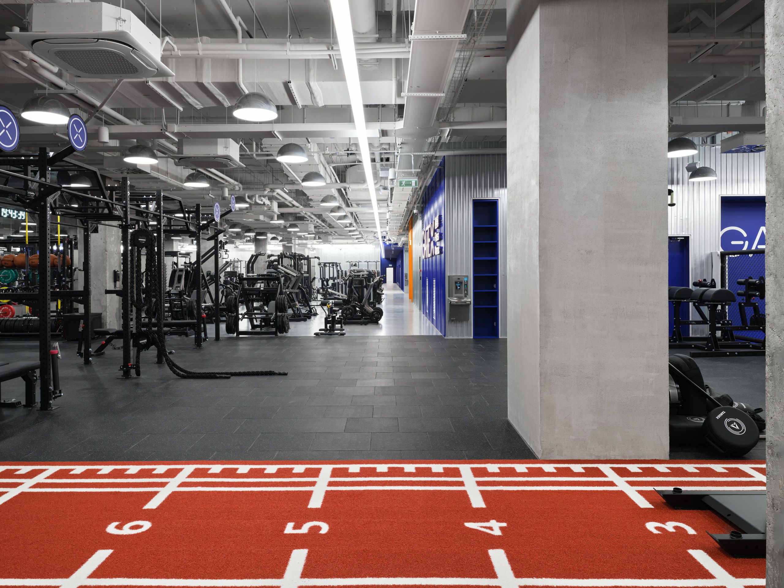 Retail & Sport